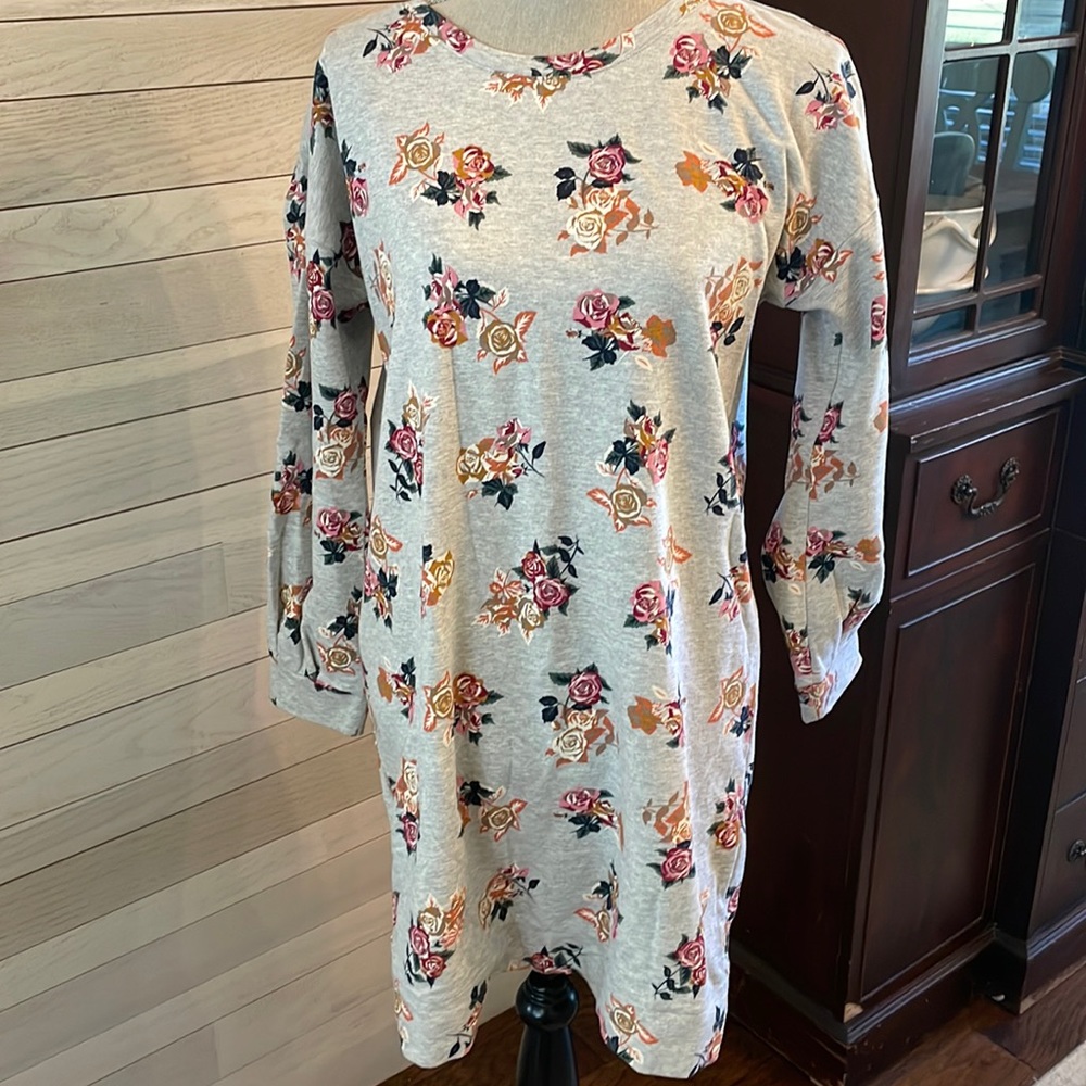 Sweatshirt dress